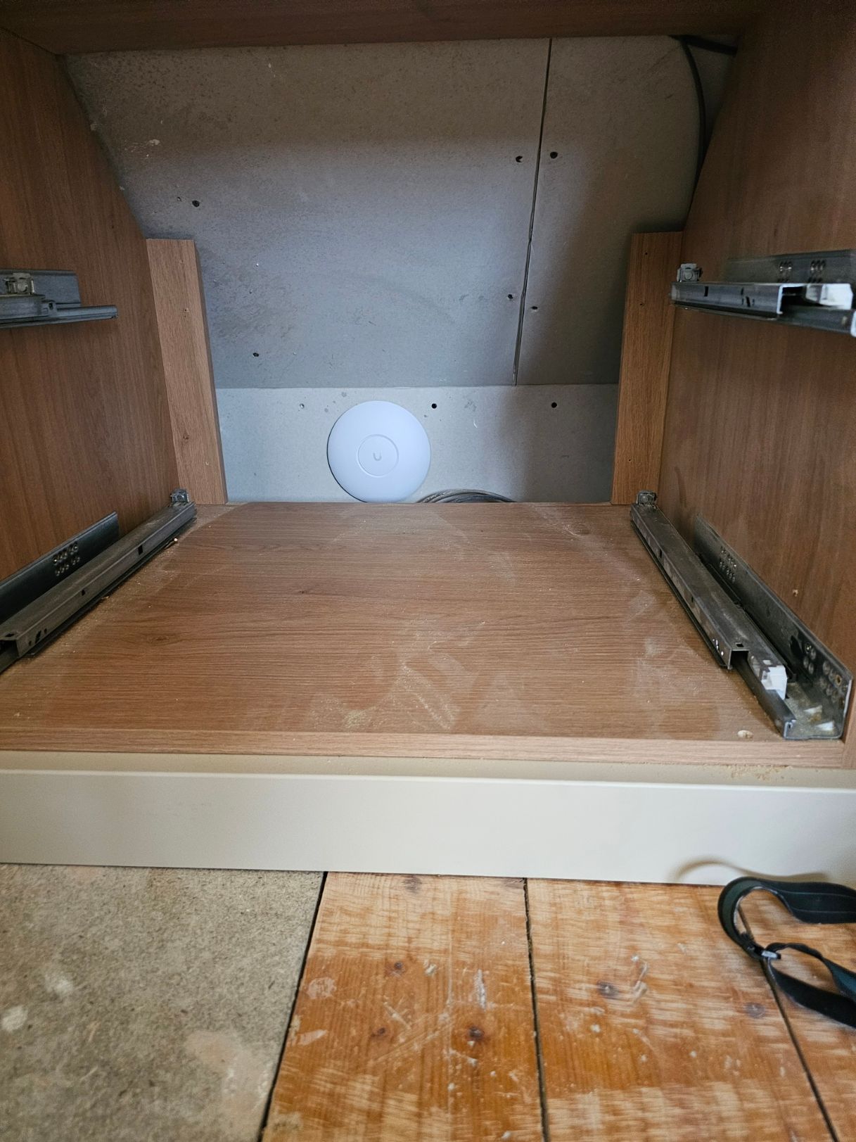 Unifi U7 access point