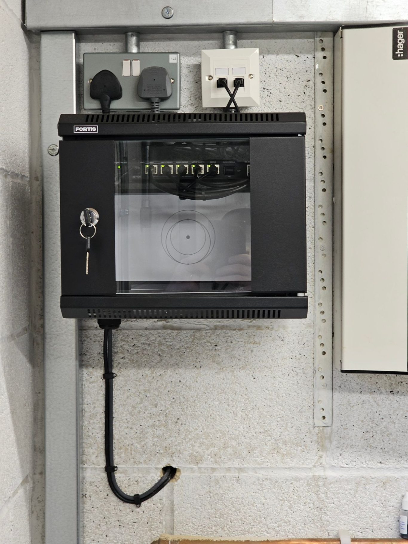 10" Soho cab